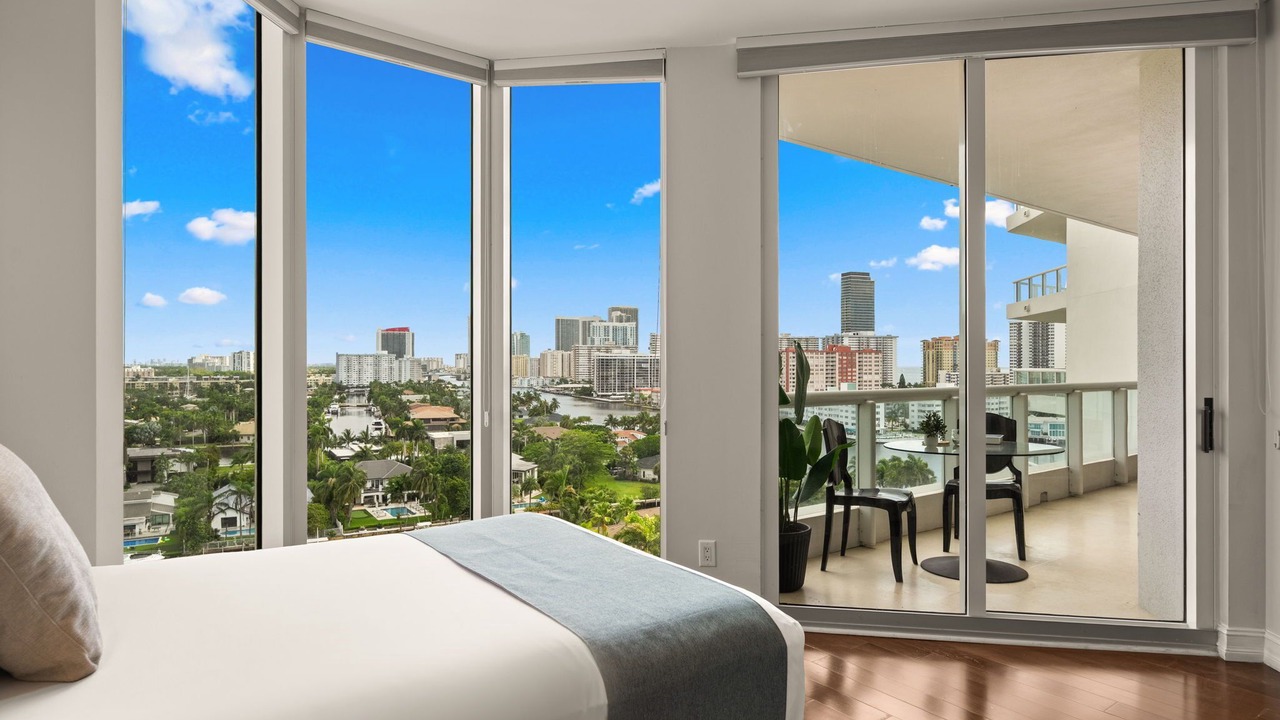Photo of Bedroom in Aventura