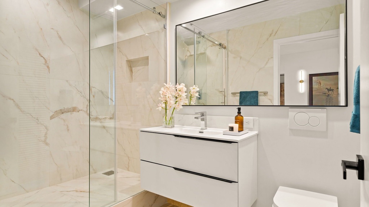 Photo of Bathroom in Aventura