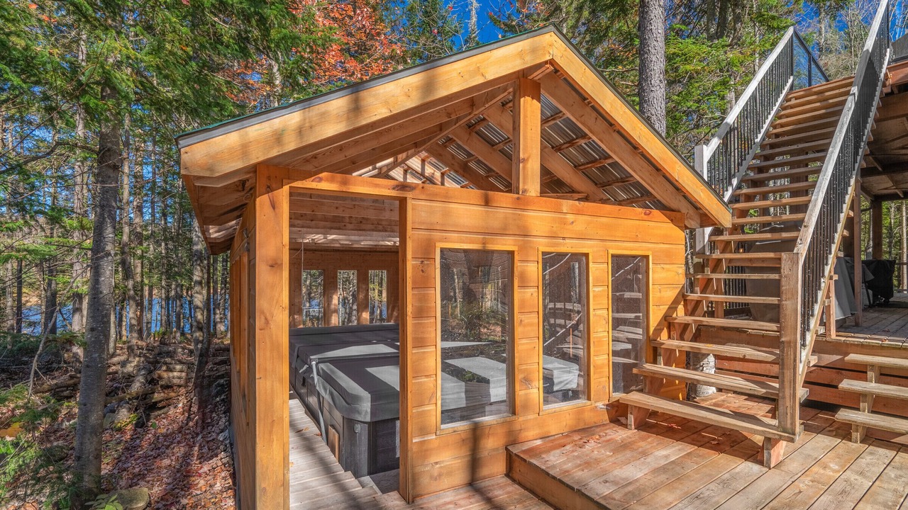Photo of Patio Balcony in Morin Heights