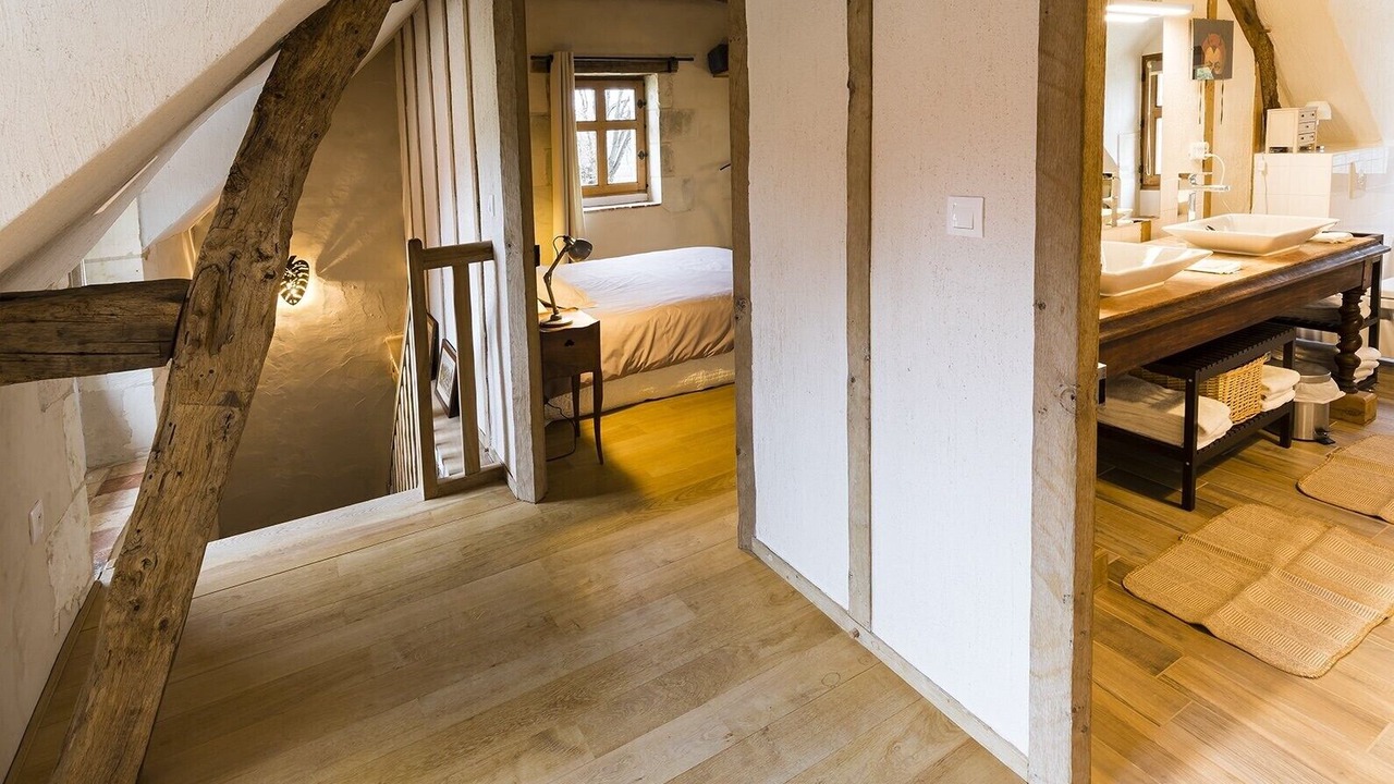 Photo of Bedroom in Cravant-les-Coteaux