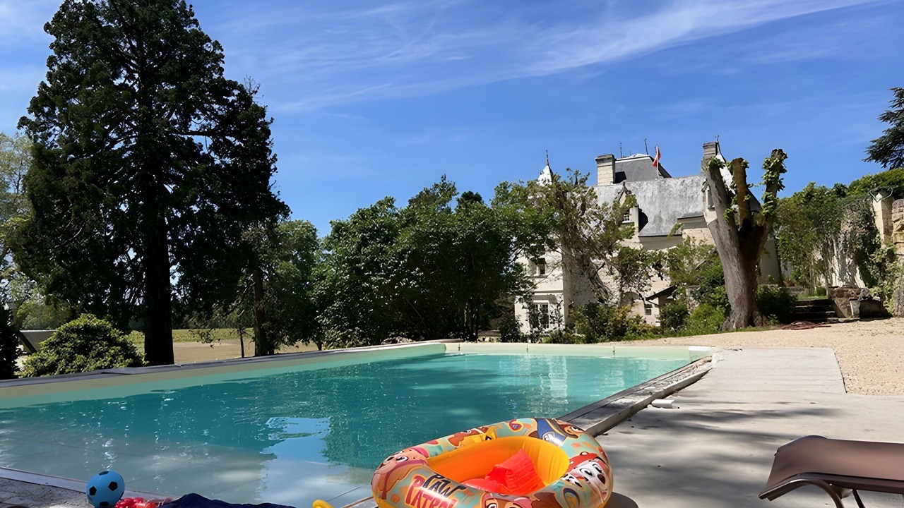 Photo of Outdoor in Cravant-les-Coteaux