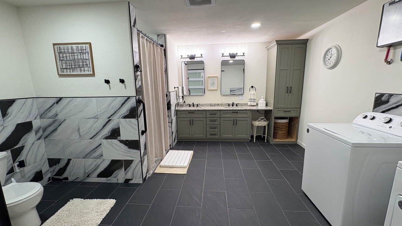Photo of Bathroom in Parsons