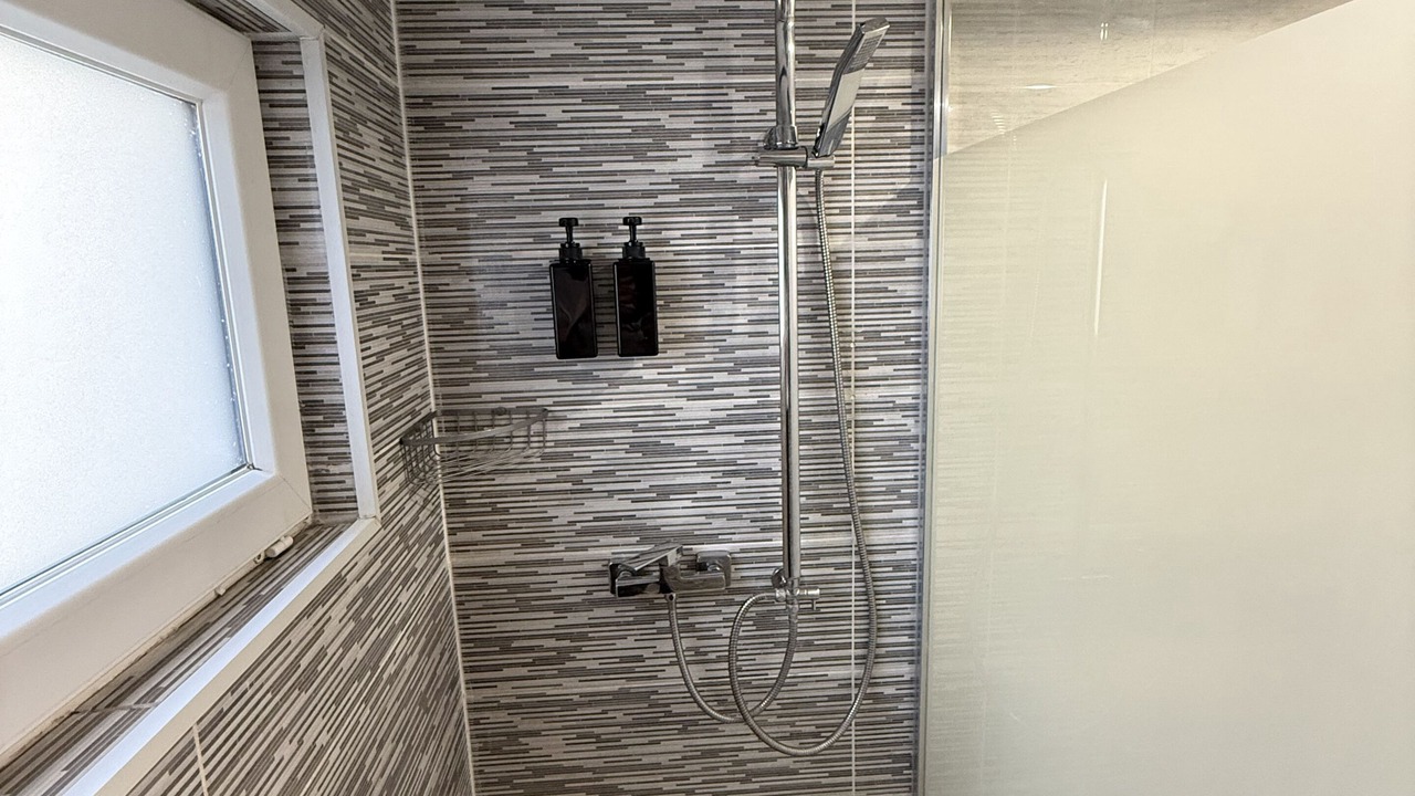 Photo of Bathroom in Saint-Pol-sur-Mer