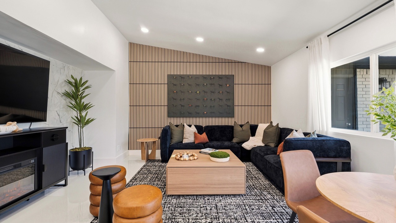 Photo of Livingroom in The Colony