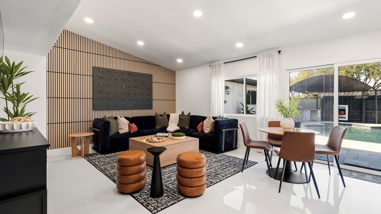 Photo of Livingroom in The Colony