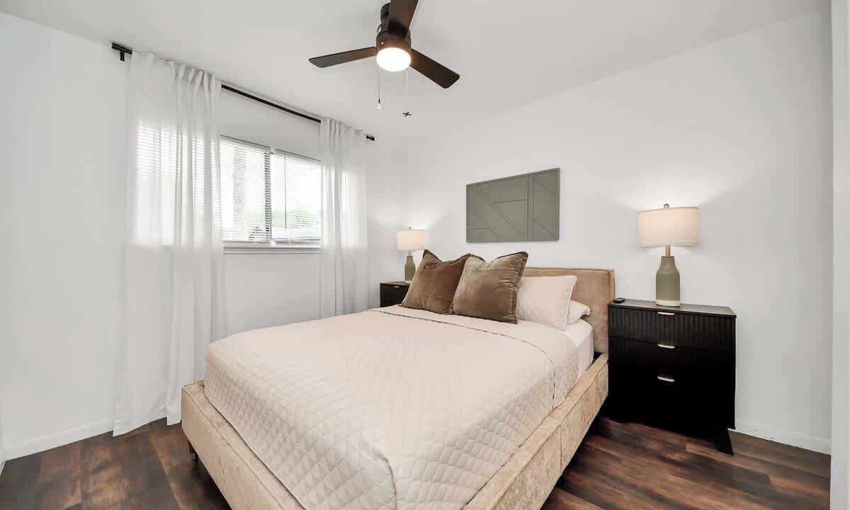 Photo of Bedroom in Pasadena