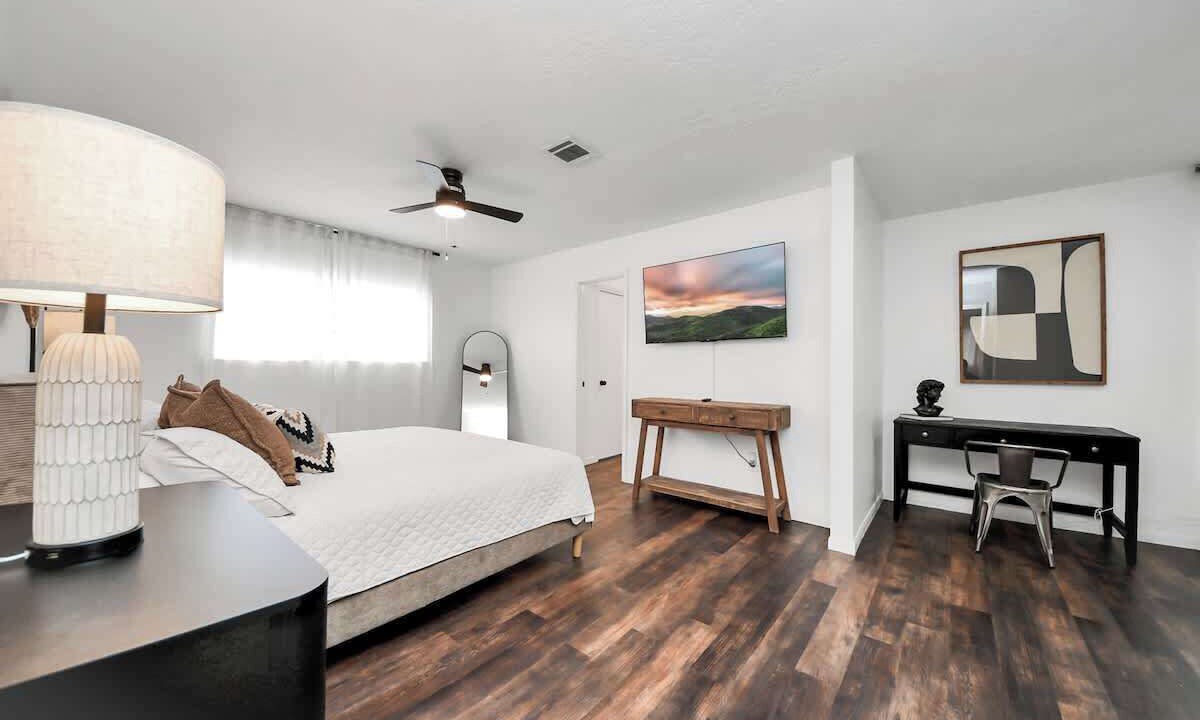 Photo of Bedroom in Pasadena
