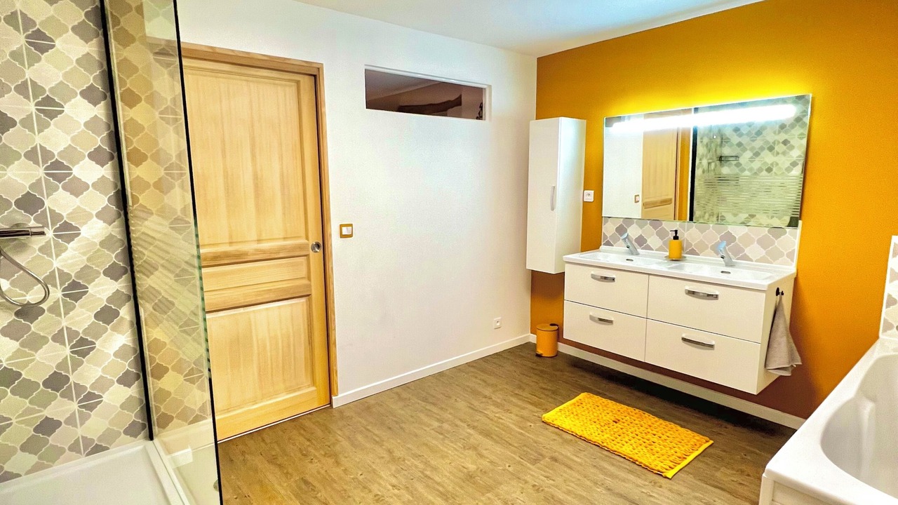 Photo of Bathroom in Pithiverais-Gatinais