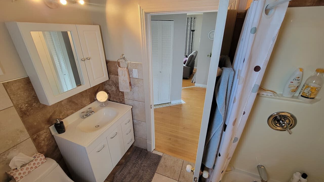 Photo of Bathroom in Roberval