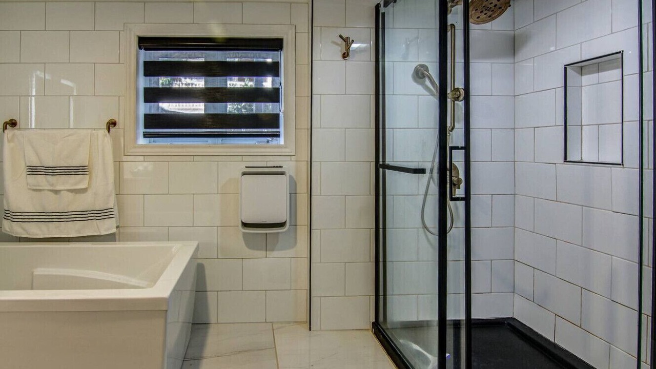 Photo of Bathroom in Roberval