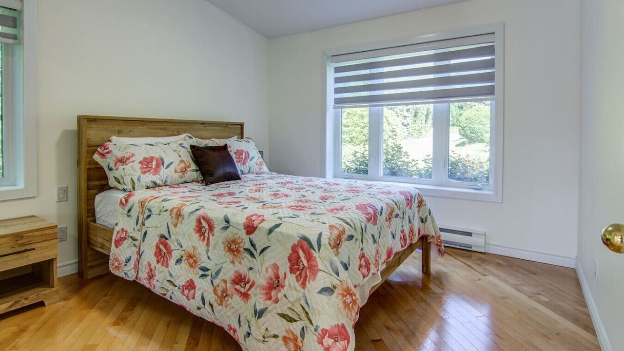 Photo of Bedroom in Saint-Nazaire