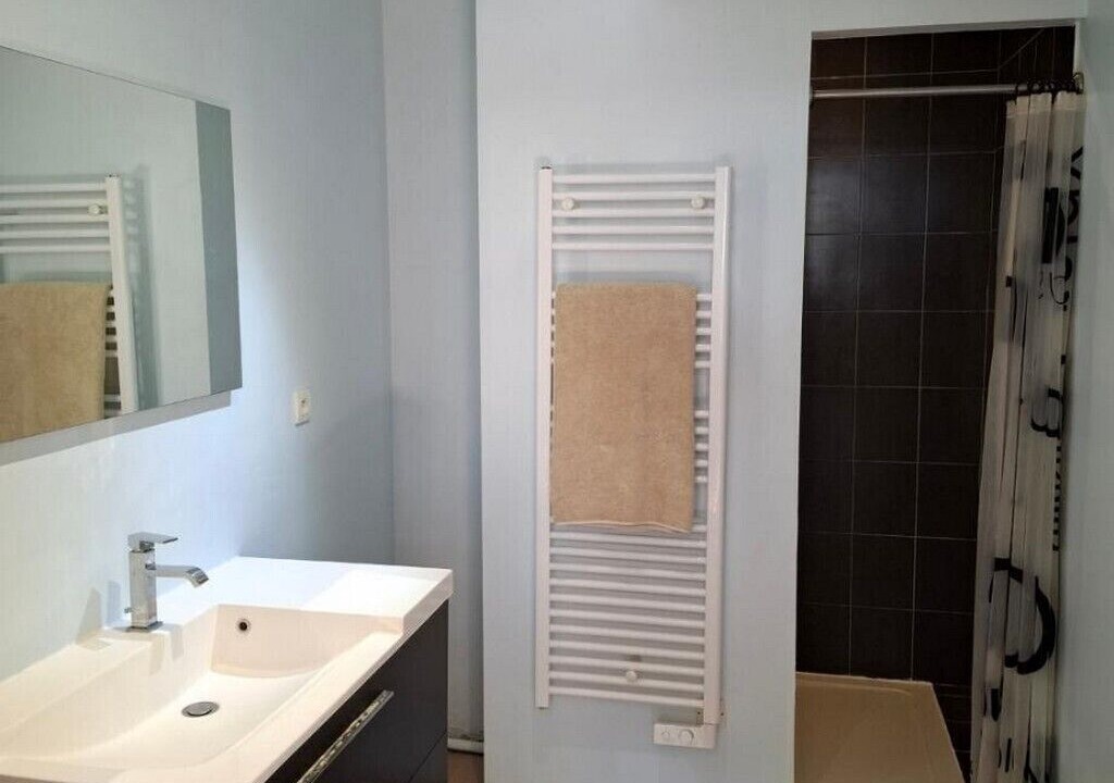 Photo of Bathroom in Uchaux