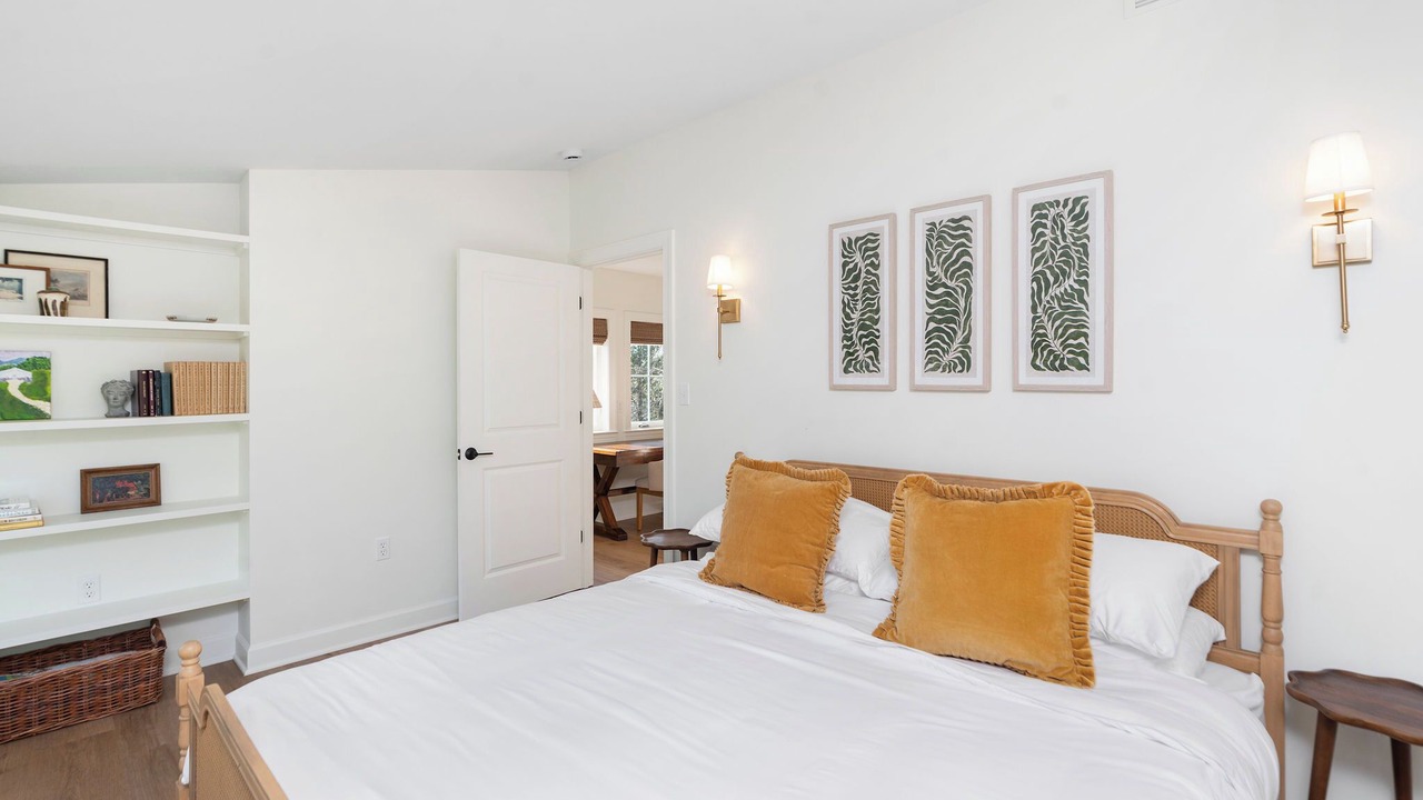 Photo of Bedroom in Batesville
