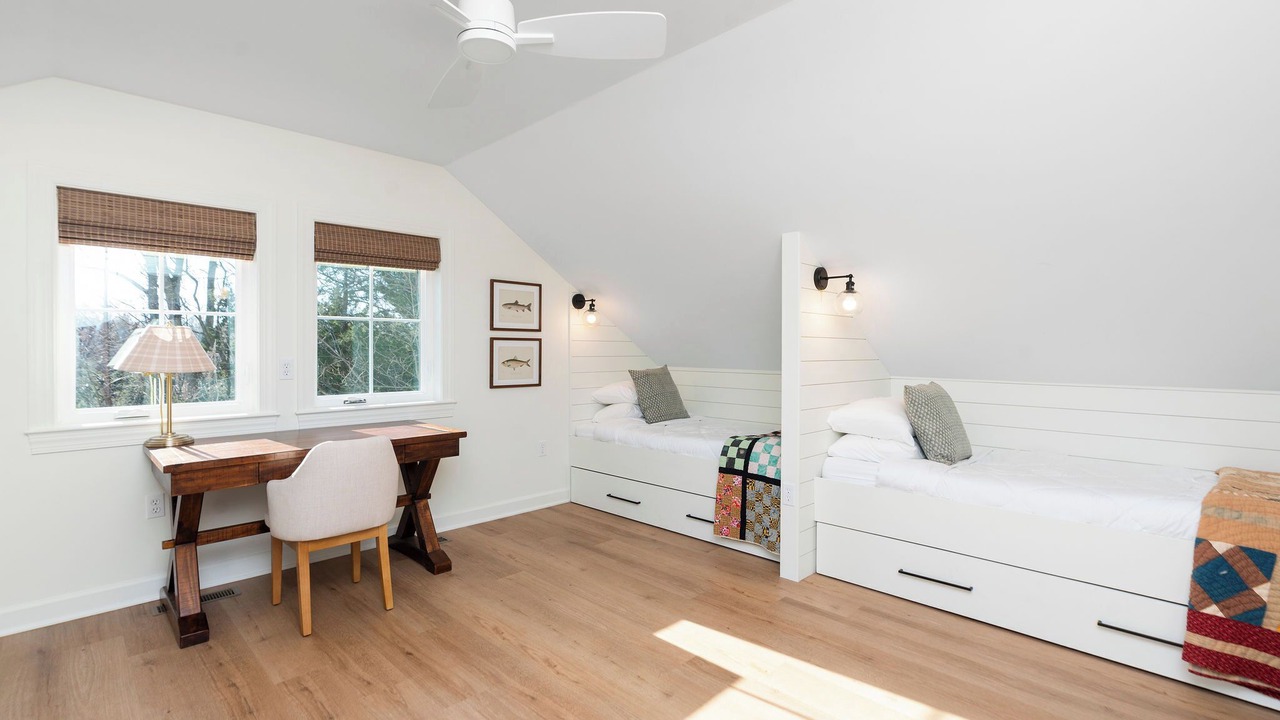 Photo of Bedroom in Batesville