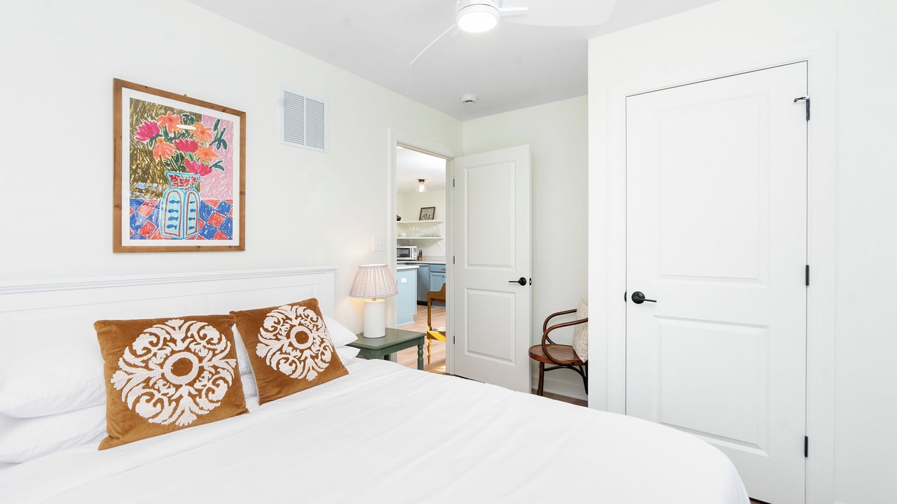 Photo of Bedroom in Batesville