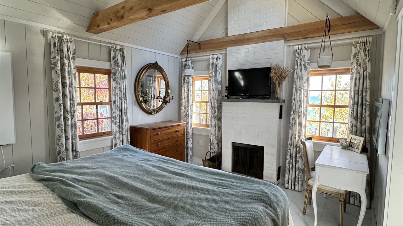 Photo of Bedroom in North Sebago