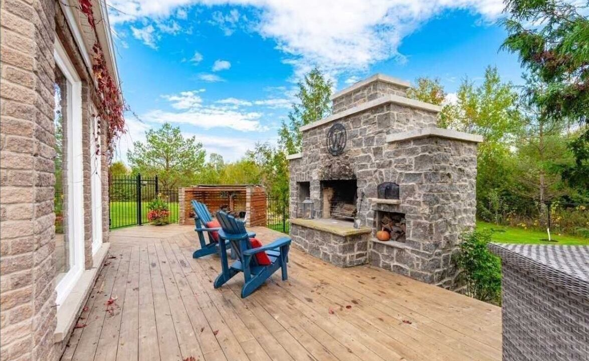 Photo of Patio Balcony in Amaranth