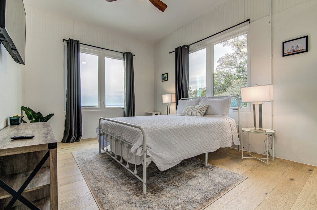 Photo of Bedroom in Burnet