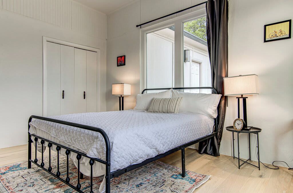 Photo of Bedroom in Burnet