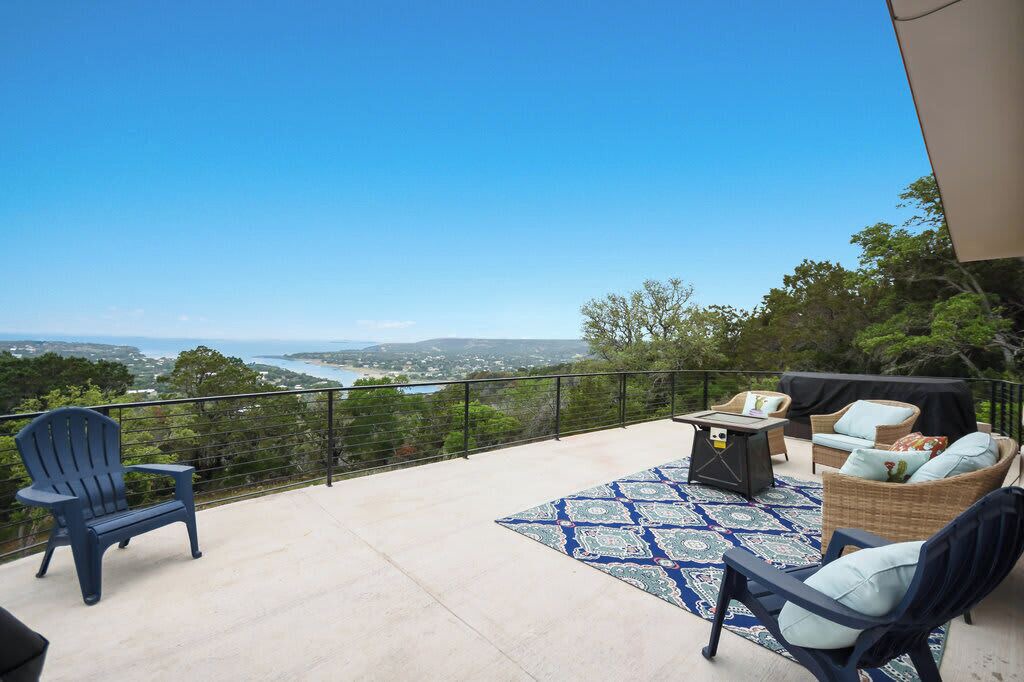 Photo of Patio Balcony in Burnet