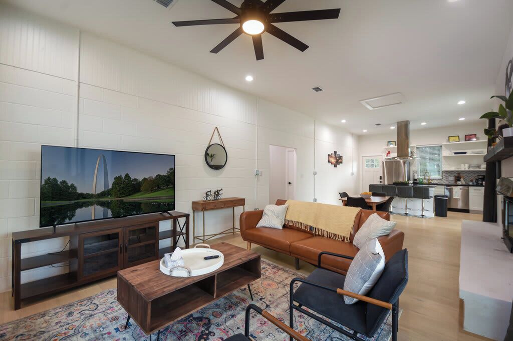 Photo of Livingroom in Burnet