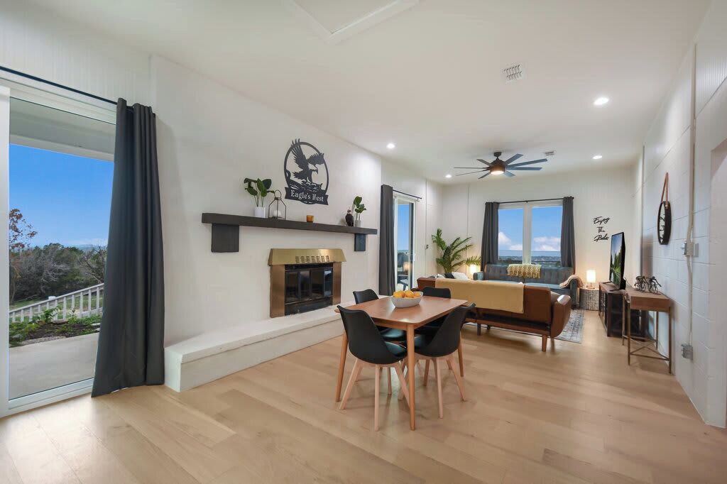 Photo of Livingroom in Burnet