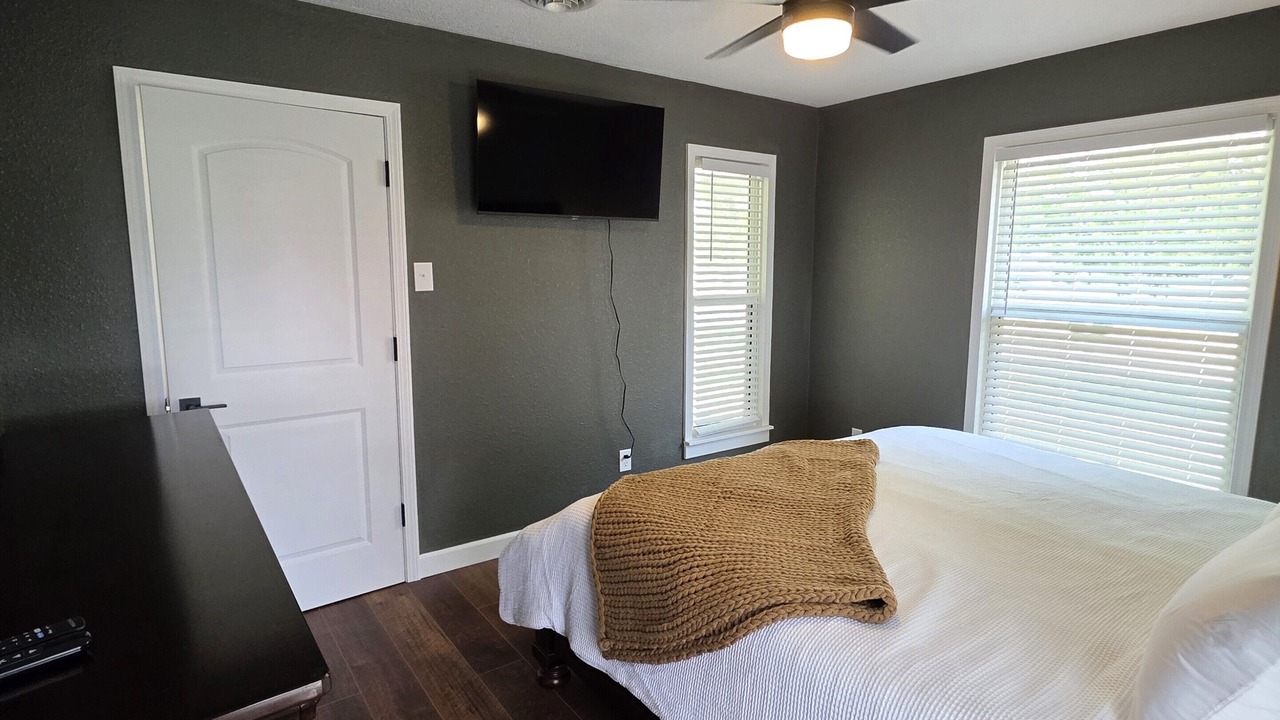 Photo of Bedroom in Cawker City