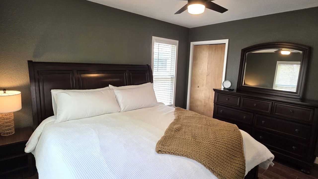 Photo of Bedroom in Cawker City