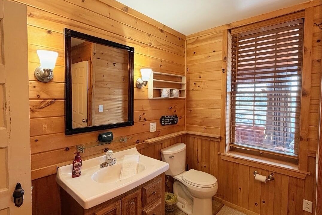 Photo of Bathroom in Clayton