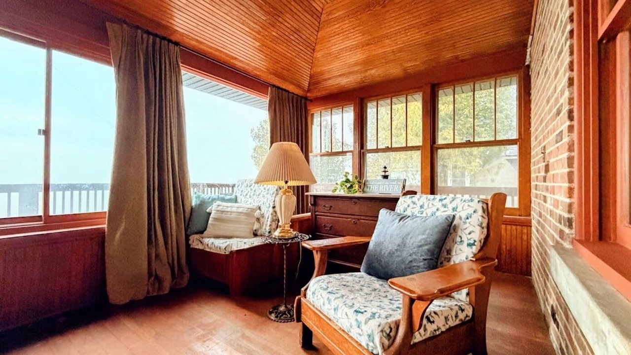 Photo of Livingroom in Clayton