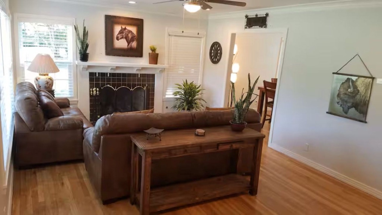 Photo of Livingroom in Richland Hills