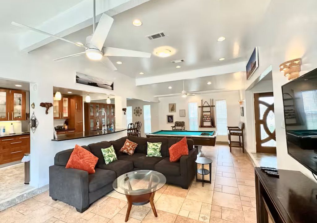 Photo of Livingroom in Richland Hills
