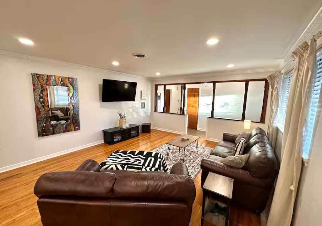 Photo of Livingroom in Richland Hills