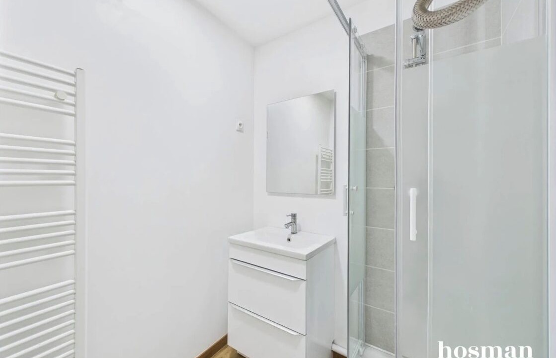 Photo of Bathroom in Saint-Cloud