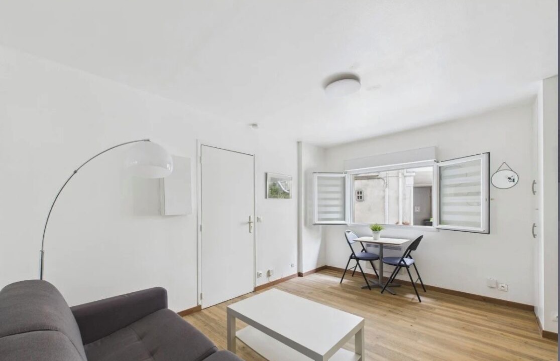 Photo of Livingroom in Saint-Cloud
