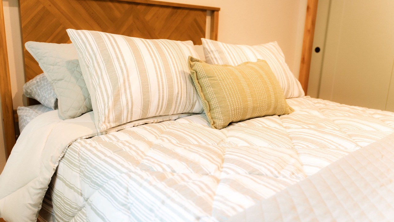 Photo of Bedroom in Nehalem
