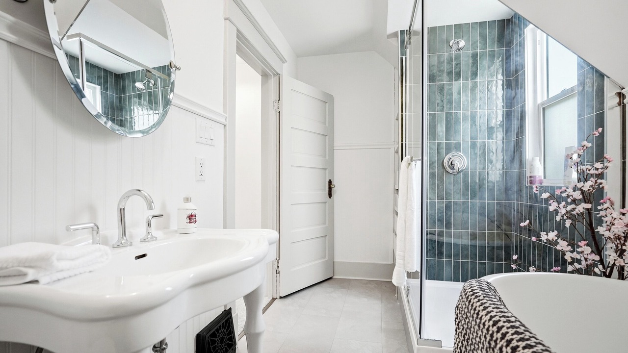 Photo of Bathroom in Winnipeg