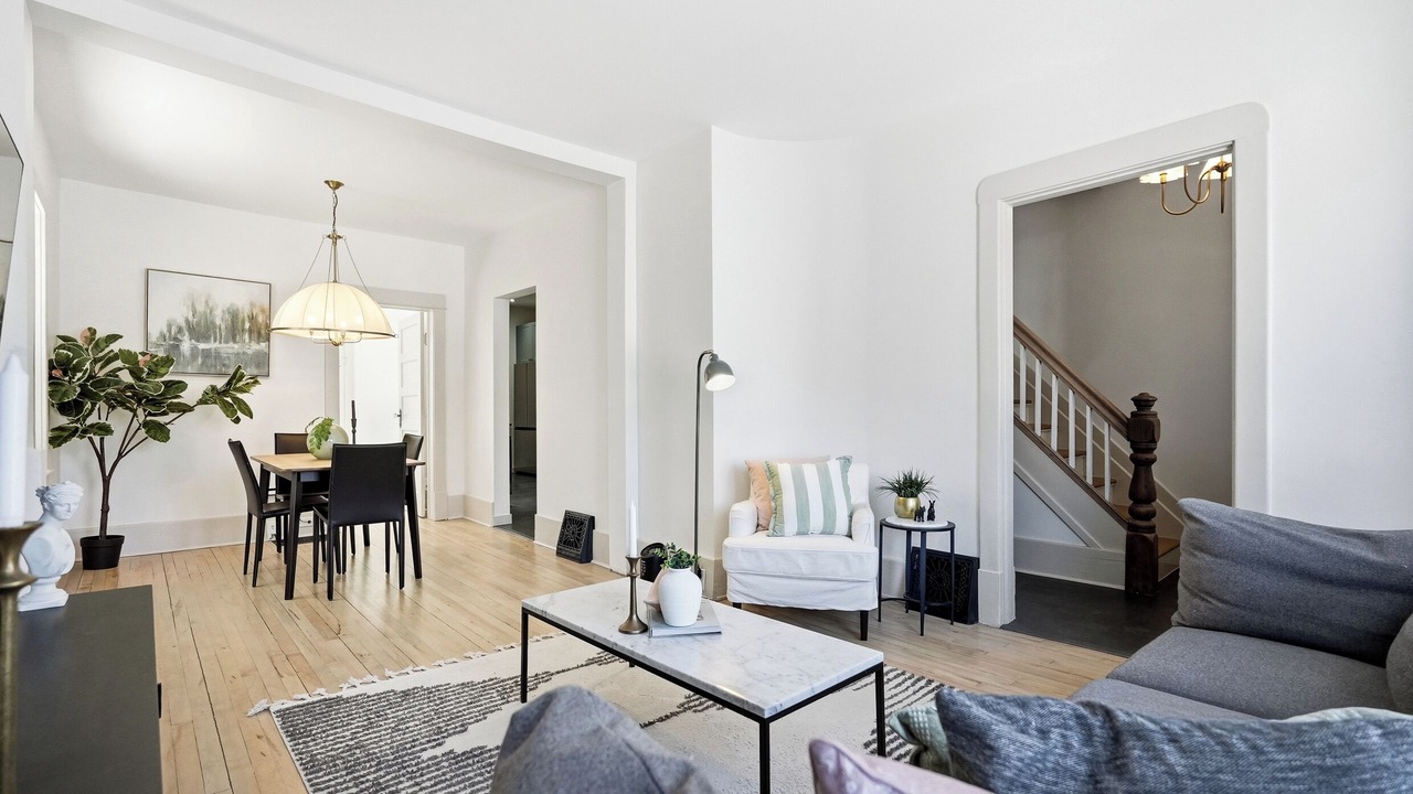 Photo of Livingroom in Winnipeg