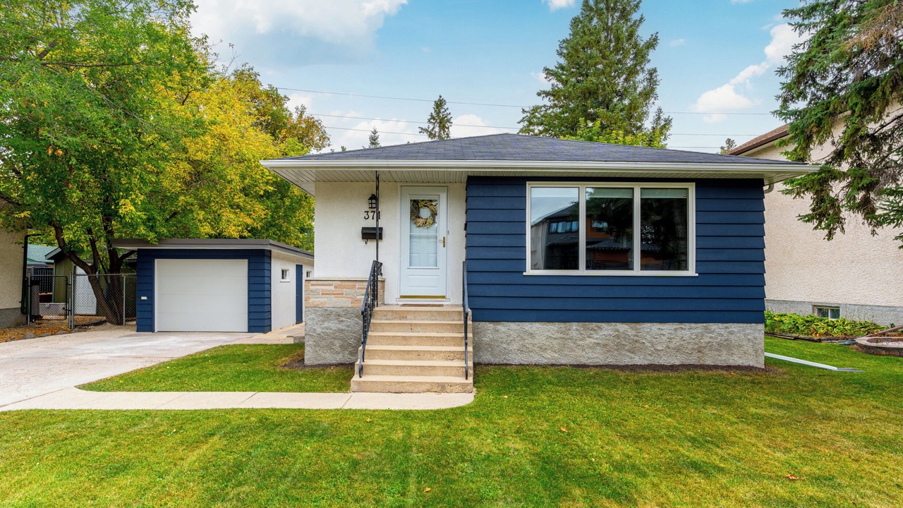 Photo of Outdoor in Birds Hill