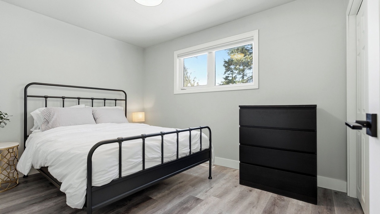 Photo of Bedroom in Birds Hill