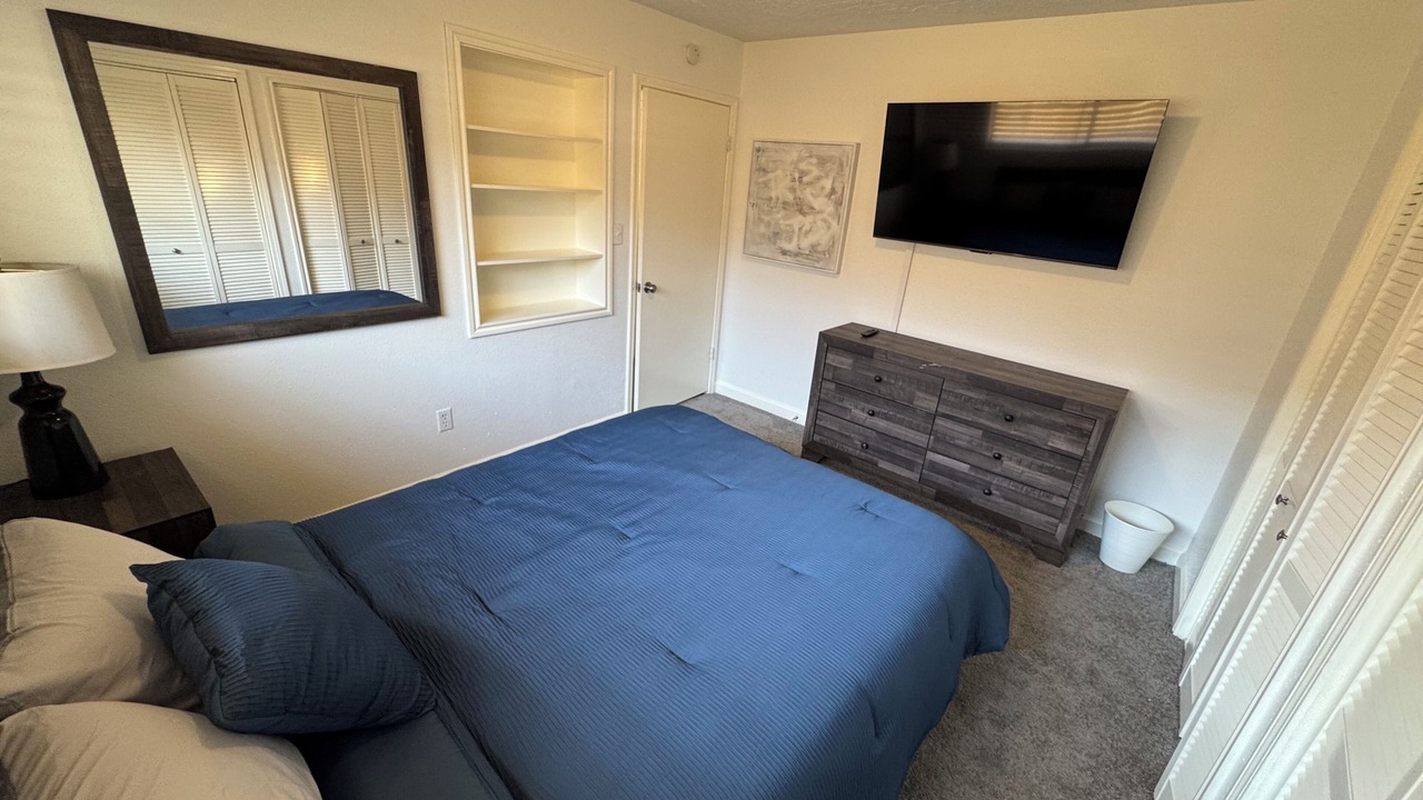 Photo of Bedroom in Meadows Place