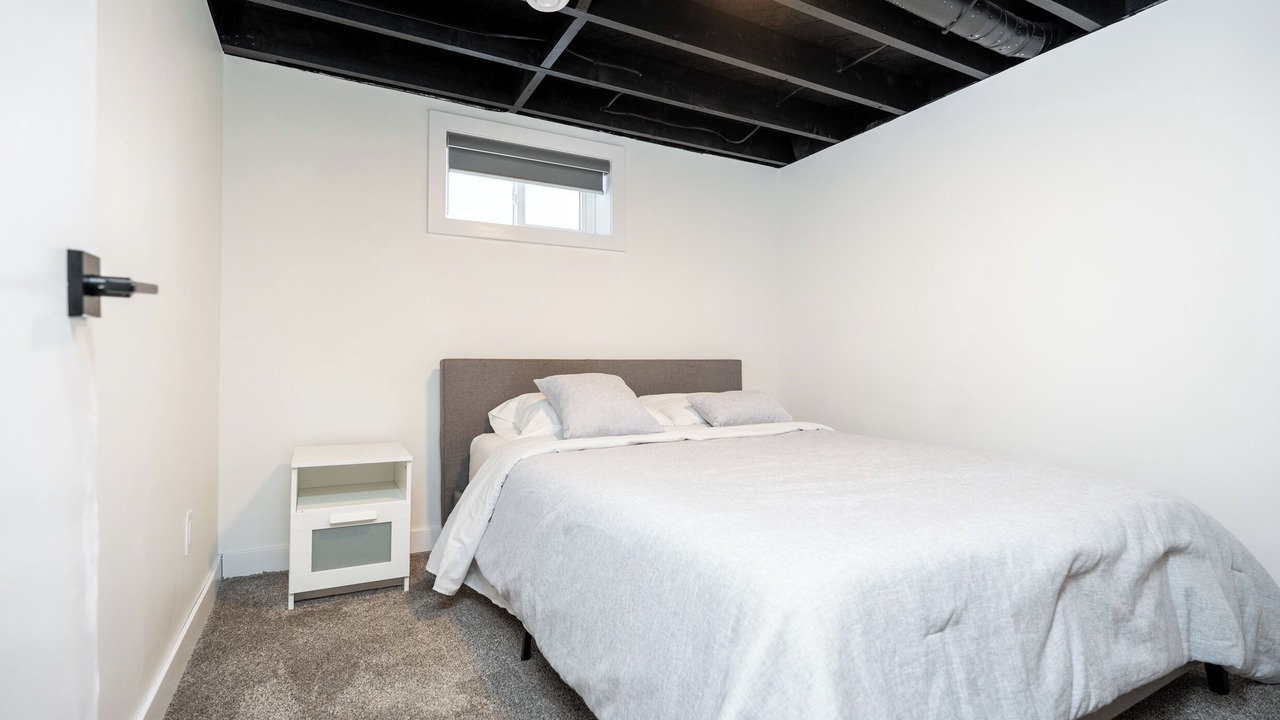 Photo of Bedroom in Tuxedo