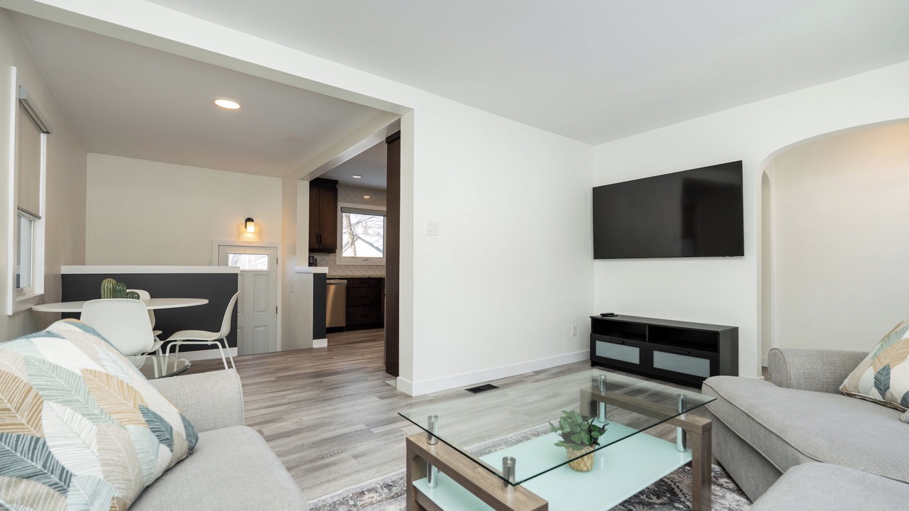 Photo of Livingroom in Tuxedo
