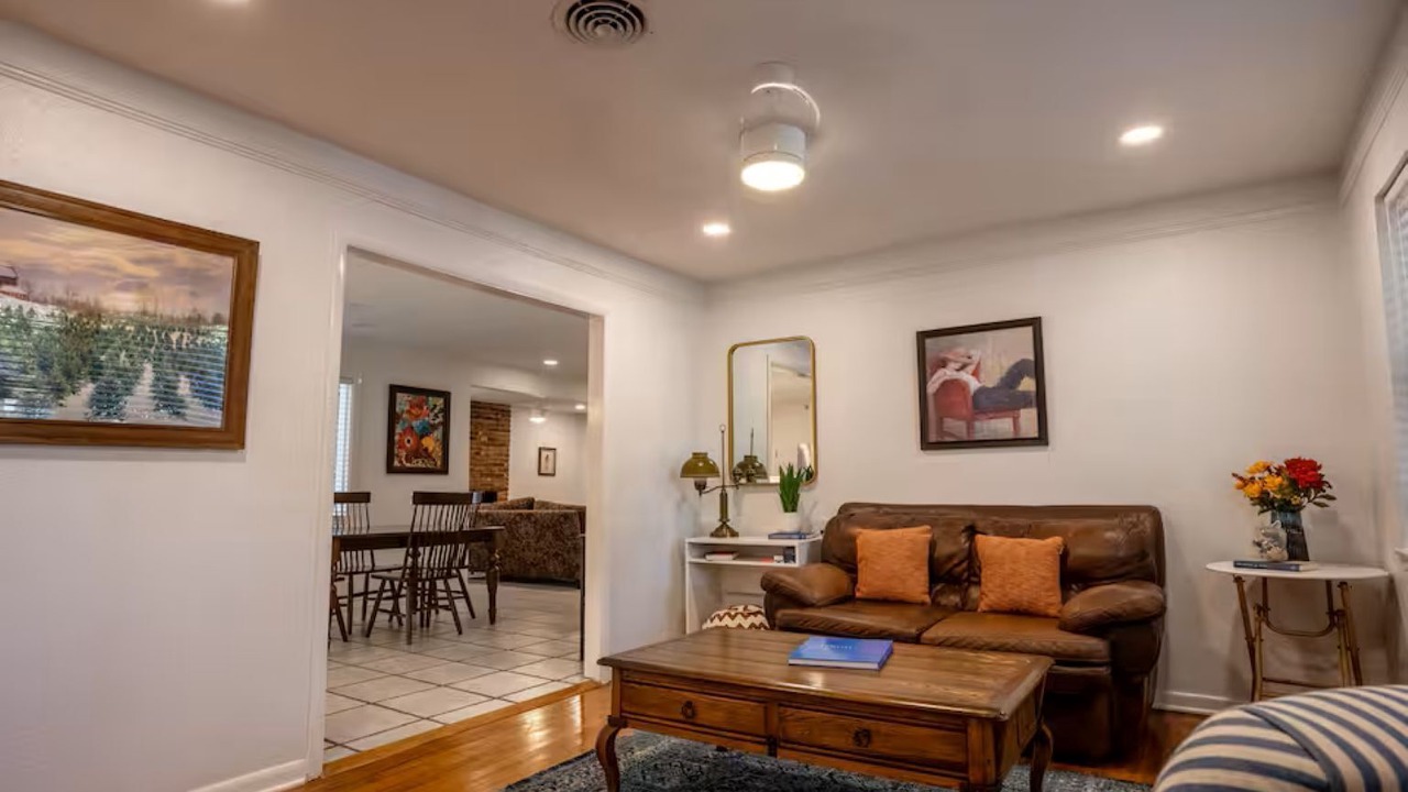 Photo of Livingroom in Richland Hills