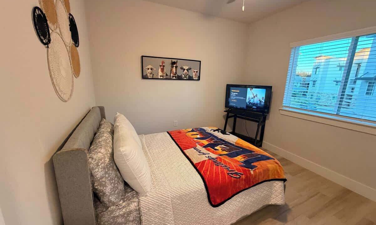 Photo of Bedroom in Ennis