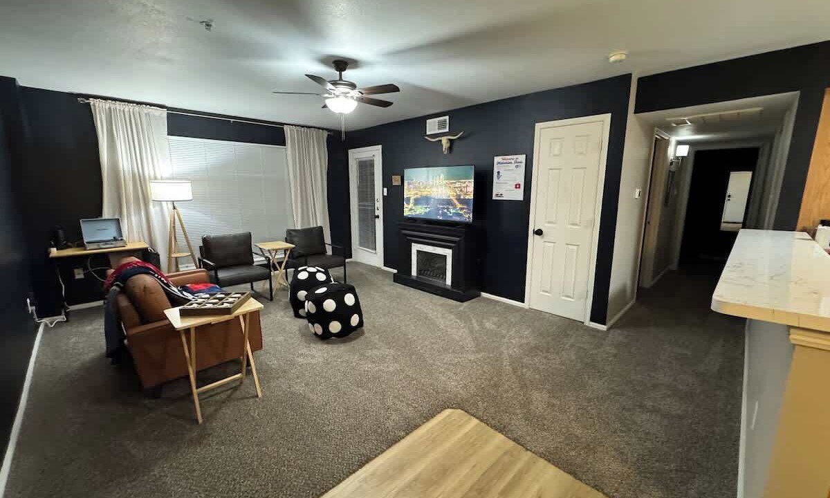 Photo of Livingroom in Midlothian