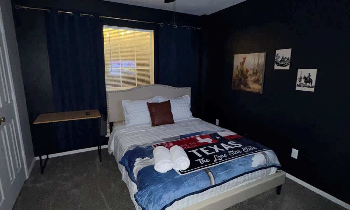 Photo of Bedroom in Midlothian