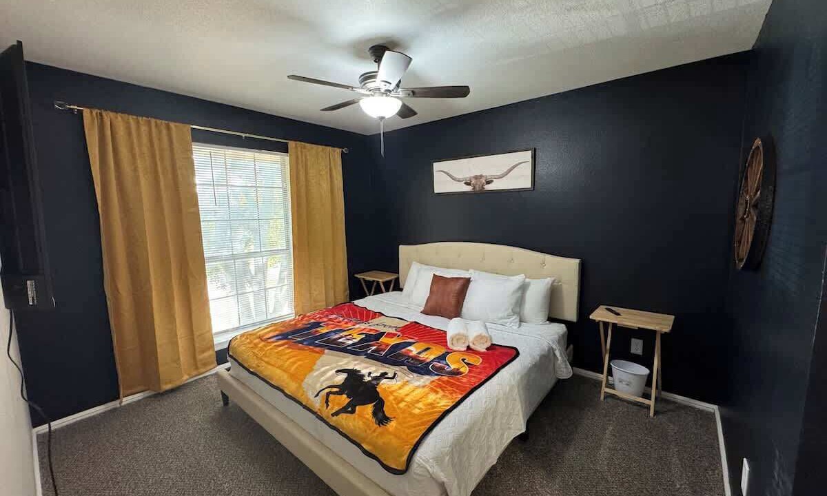 Photo of Bedroom in Midlothian