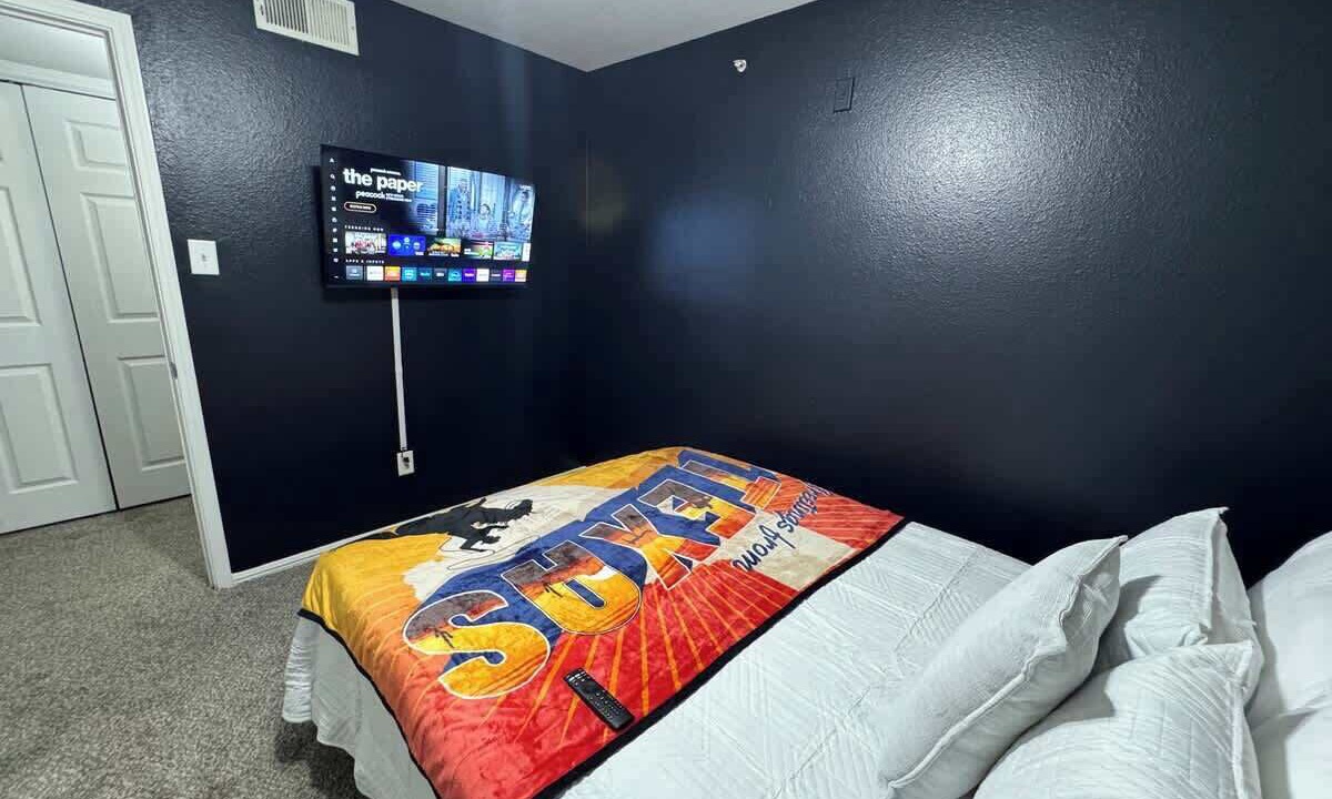Photo of Bedroom in Midlothian