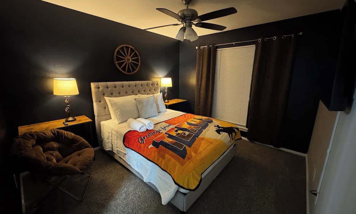 Photo of Bedroom in Midlothian